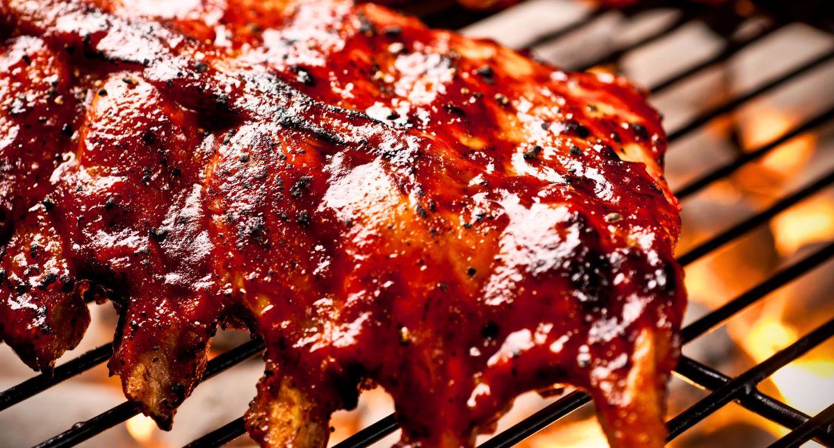 Comment réussir des ribs tendres et juteux à tous les coups ? Le guide complet